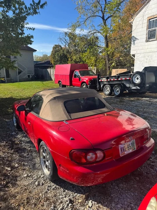 2002 Mazda NB MX-5 Miata - Image 5 of 14