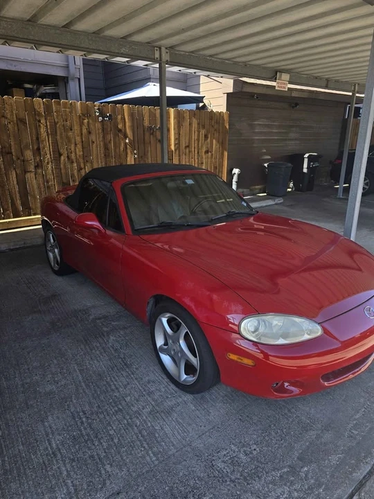 2002 Mazda NB MX-5 Miata - Image 2 of 10