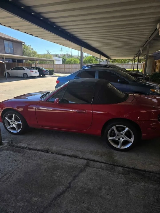 2002 Mazda NB MX-5 Miata - Image 4 of 10