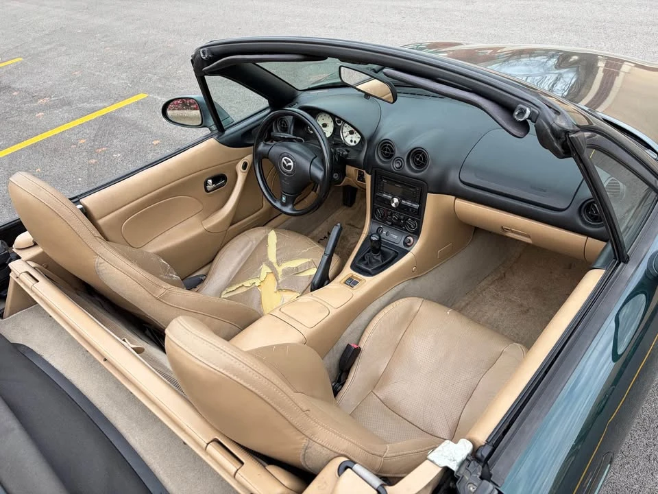 2002 Mazda NB MX-5 Miata - Image 11 of 15