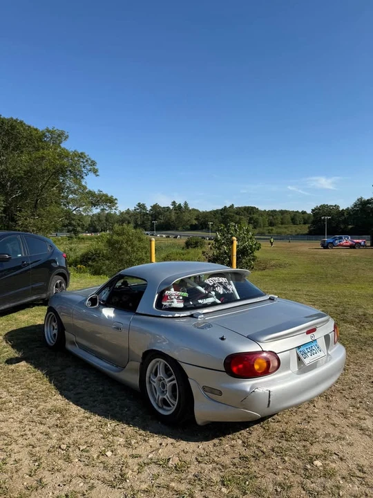 2002 Mazda NB MX-5 Miata - Image 3 of 14
