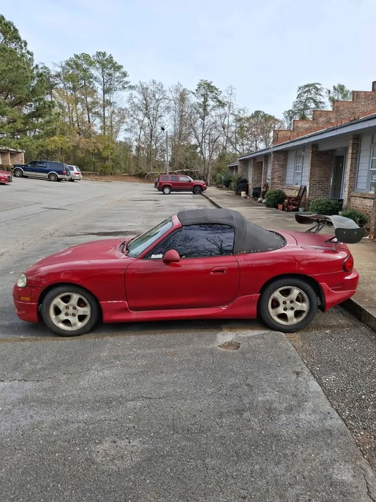 2002 Mazda NB MX-5 Miata - Image 7 of 12