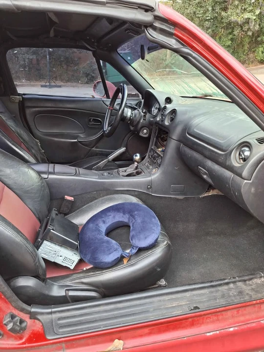 2002 Mazda NB MX-5 Miata - Image 12 of 12