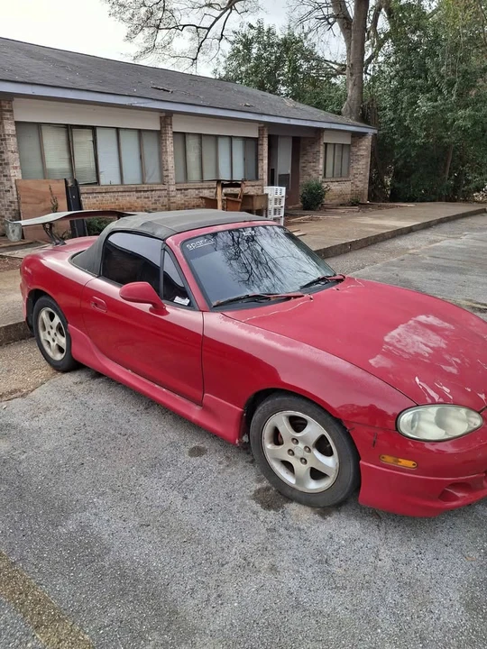 2002 Mazda NB MX-5 Miata - Image 2 of 12