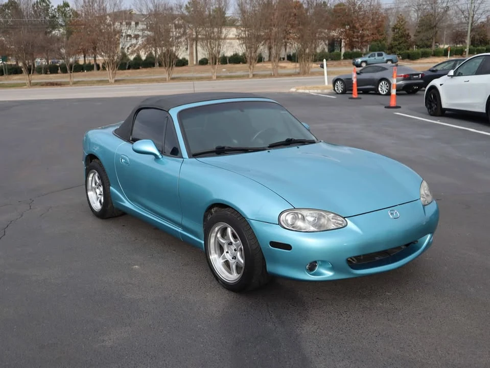 2002 Mazda NB MX-5 Miata - Image 3 of 20