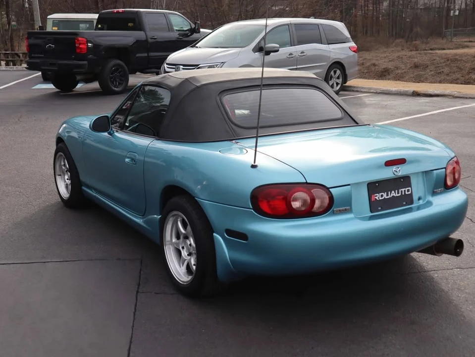 2002 Mazda NB MX-5 Miata - Image 7 of 20
