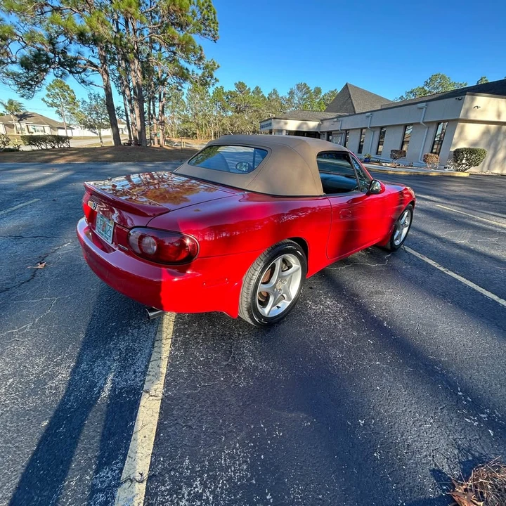 2002 Mazda NB MX-5 Miata - Image 3 of 9