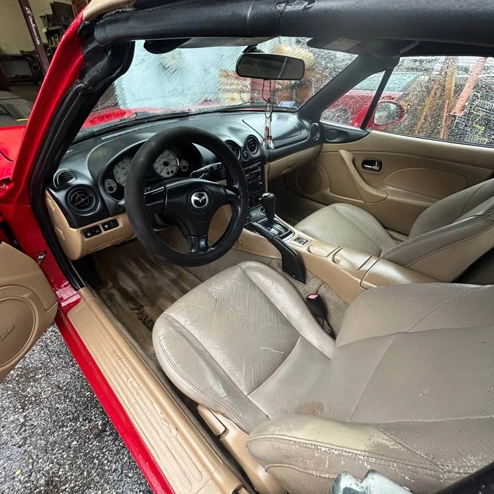 2002 Mazda NB MX-5 Miata - Image 5 of 9
