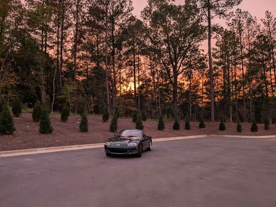 2002 Mazda NB MX-5 Miata - Image 2 of 5