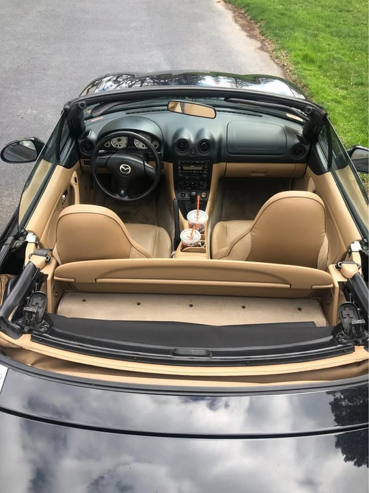 2002 Mazda NB MX-5 Miata - Image 4 of 5