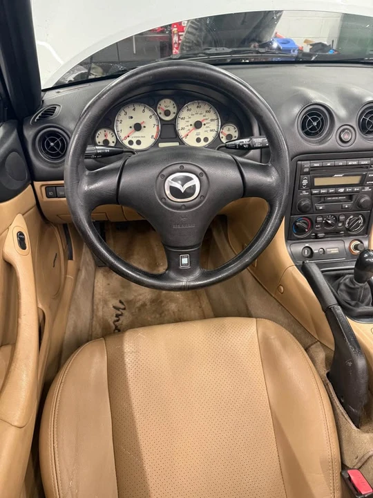 2002 Mazda NB MX-5 Miata - Image 7 of 19