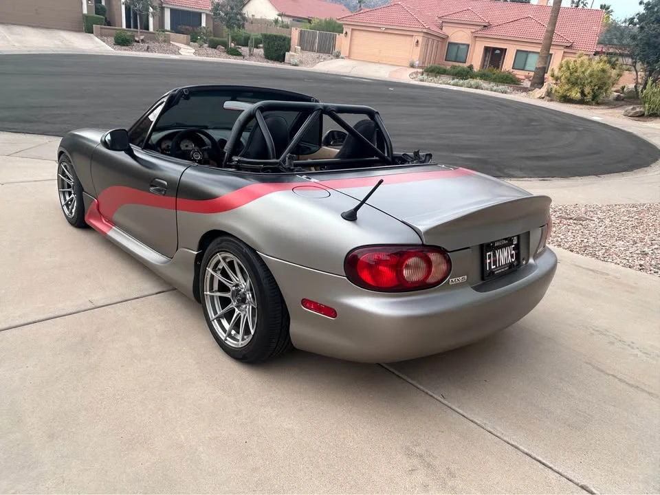 2002 Mazda NB MX-5 Miata - Image 4 of 19