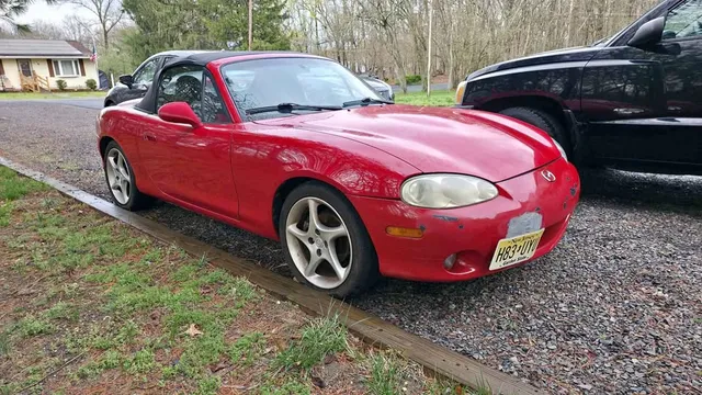 2002 Mazda MX-5 Miata LS Convertible
