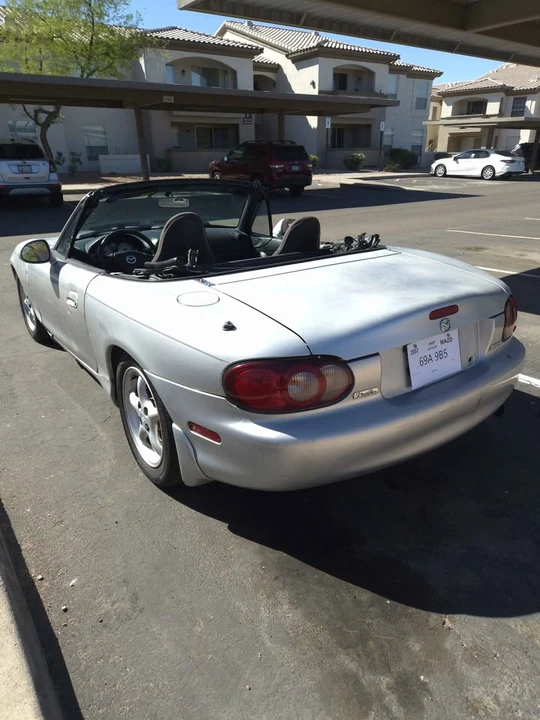 2002 Mazda NB MX-5 Miata - Image 4 of 10