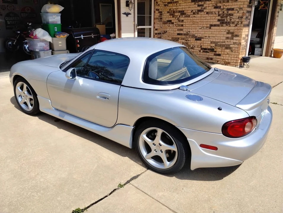 2002 Mazda NB MX-5 Miata - Image 5 of 18