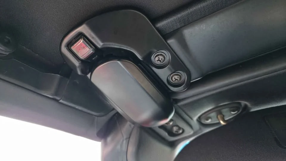 2002 Mazda NB MX-5 Miata - Image 11 of 14