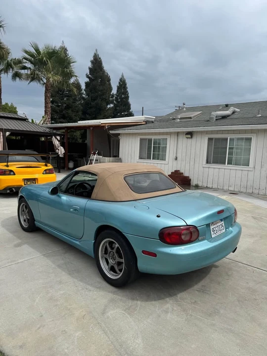 2002 Mazda NB MX-5 Miata - Image 3 of 6
