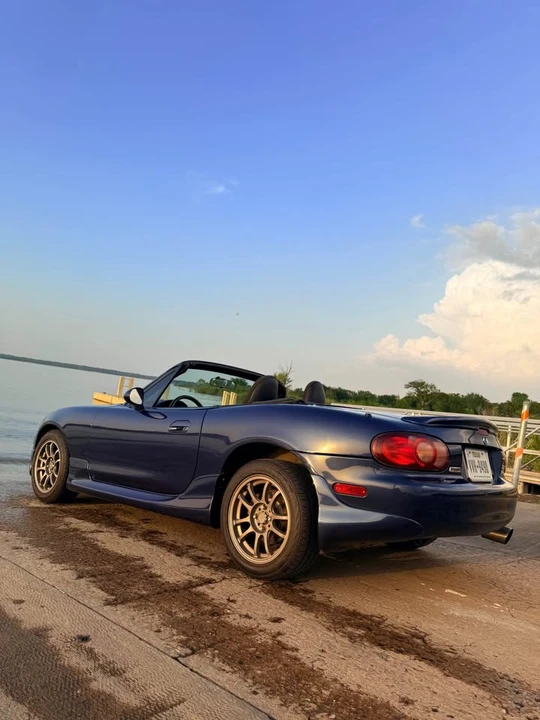 2002 Mazda NB MX-5 Miata - Image 8 of 13