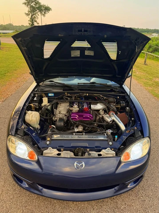 2002 Mazda NB MX-5 Miata - Image 11 of 13