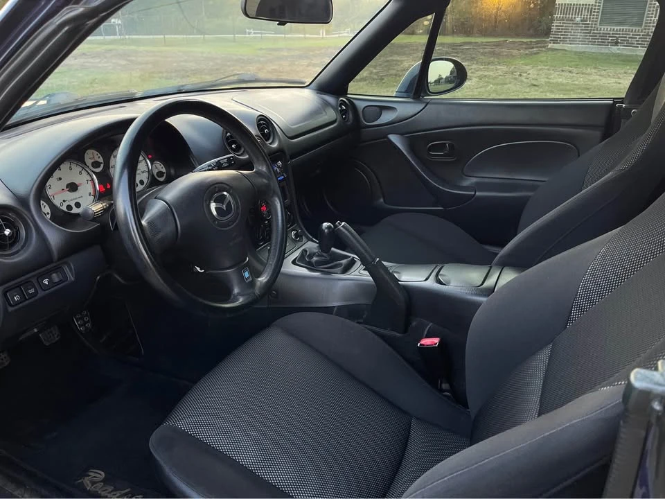2002 Mazda NB MX-5 Miata - Image 10 of 13