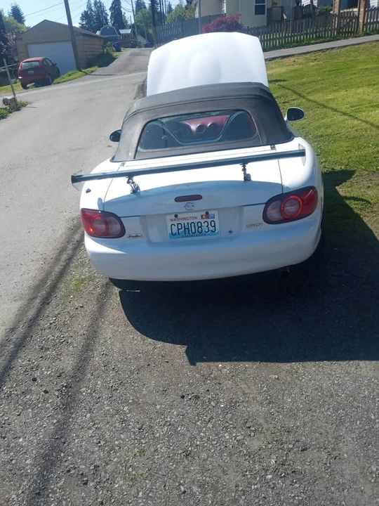 2002 Mazda NB MX-5 Miata - Image 6 of 10
