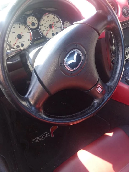 2002 Mazda NB MX-5 Miata - Image 8 of 10