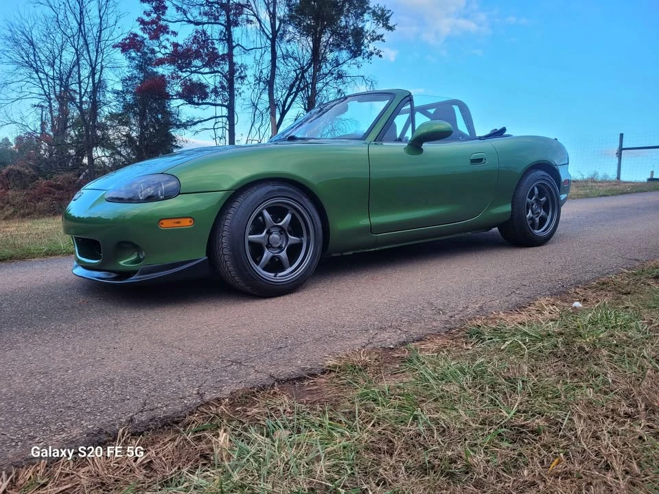 2002 Mazda NB MX-5 Miata - Image 2 of 19