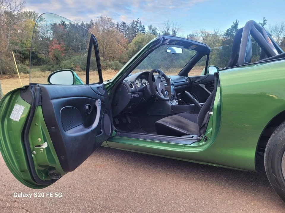 2002 Mazda NB MX-5 Miata - Image 15 of 19