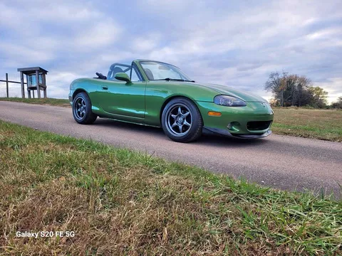 2002 Mazda MX-5 Miata LS