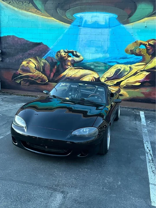 2002 Mazda NB MX-5 Miata - Image 4 of 9