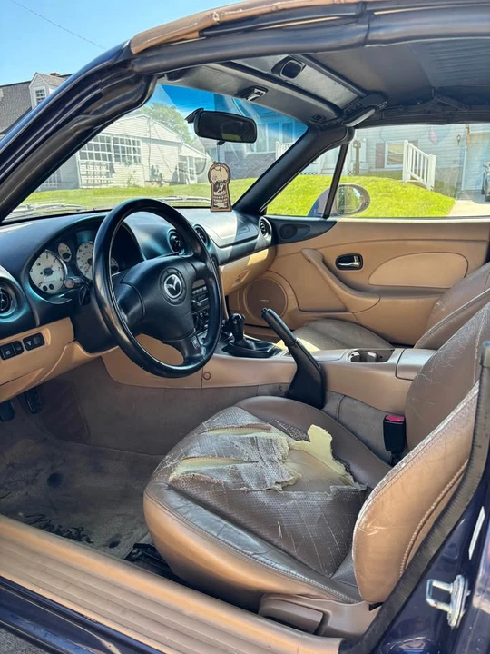 2002 Mazda NB MX-5 Miata - Image 8 of 10