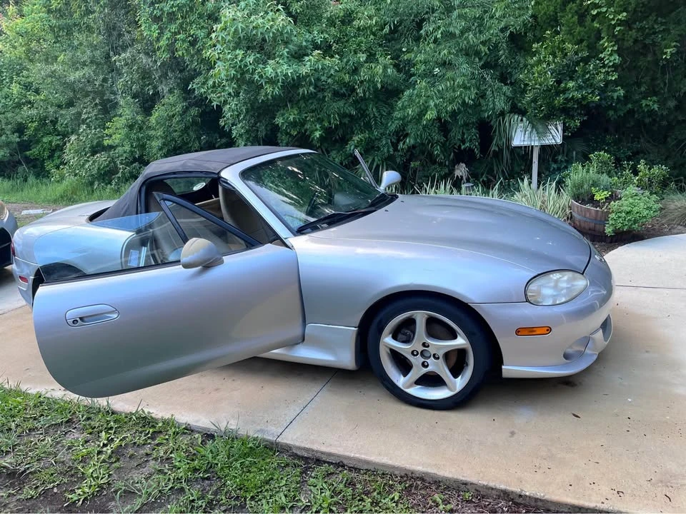 2002 Mazda NB MX-5 Miata - Image 2 of 8