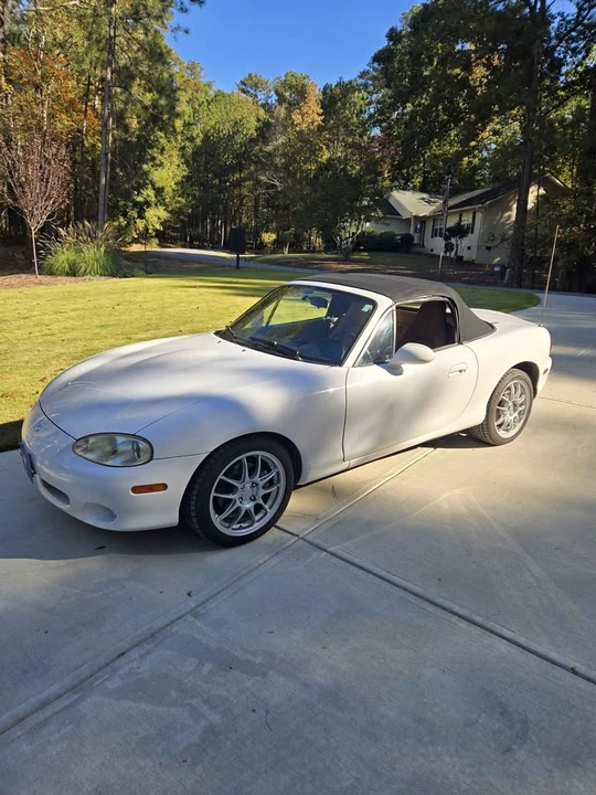 2002 Mazda NB MX-5 Miata - Image 3 of 4