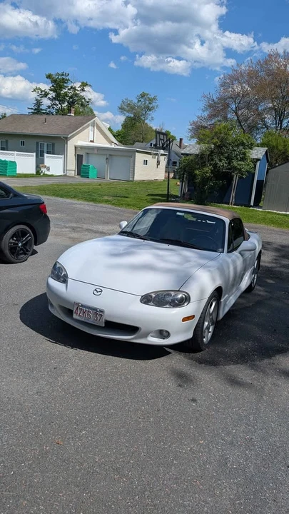2002 Mazda NB MX-5 Miata - Image 2 of 10