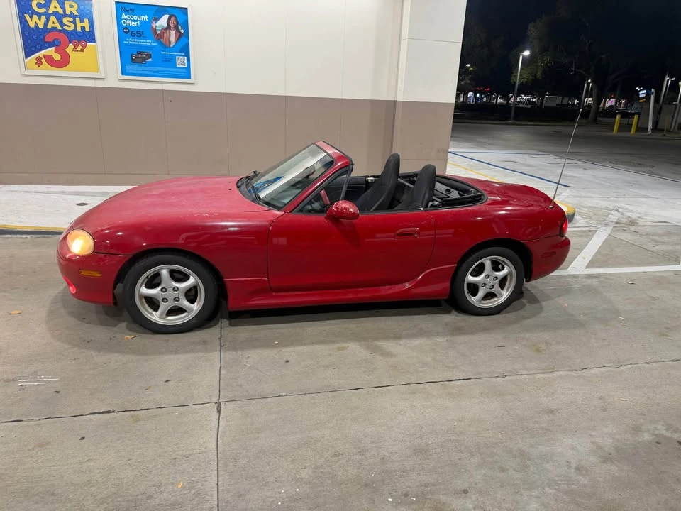 2002 Mazda NB MX-5 Miata - Image 13 of 14