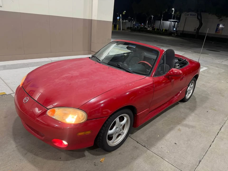 2002 Mazda NB MX-5 Miata - Image 3 of 14