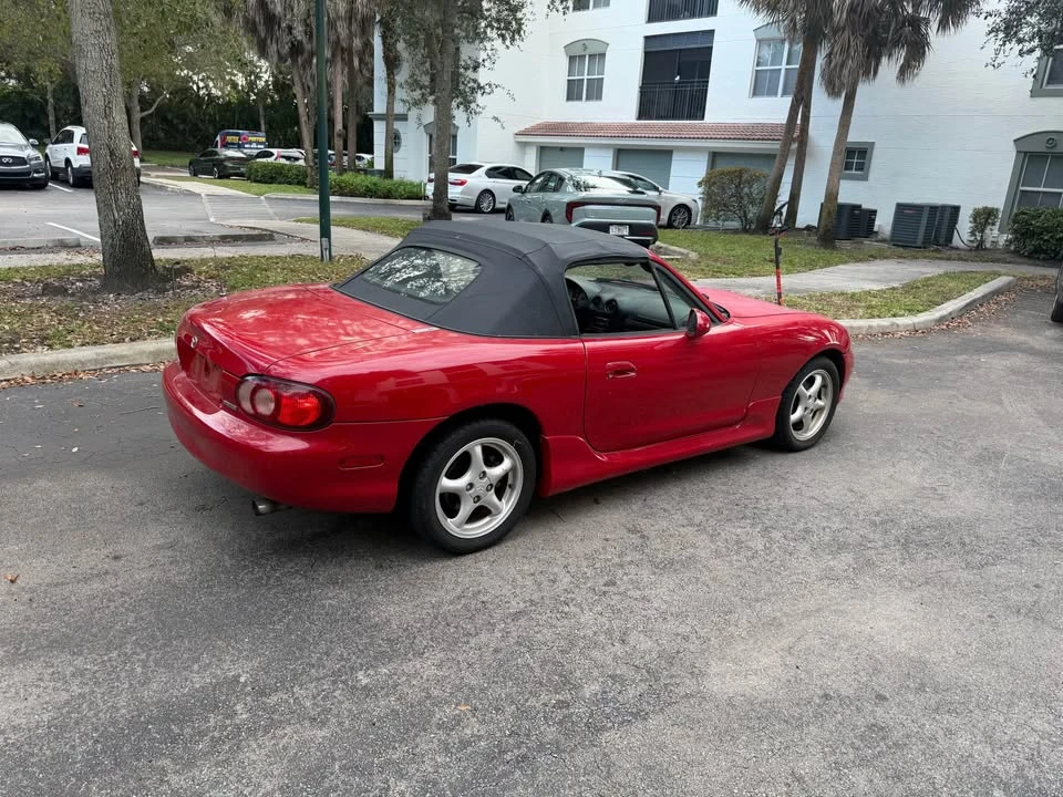 2002 Mazda NB MX-5 Miata - Image 11 of 14