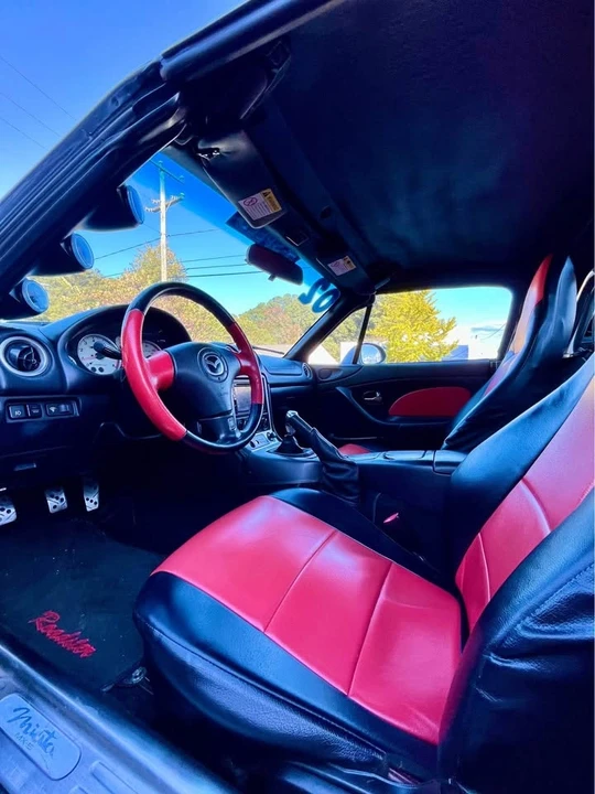 2002 Mazda NB MX-5 Miata - Image 2 of 18
