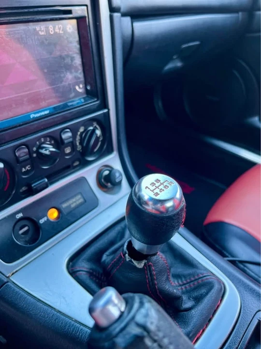 2002 Mazda NB MX-5 Miata - Image 12 of 18