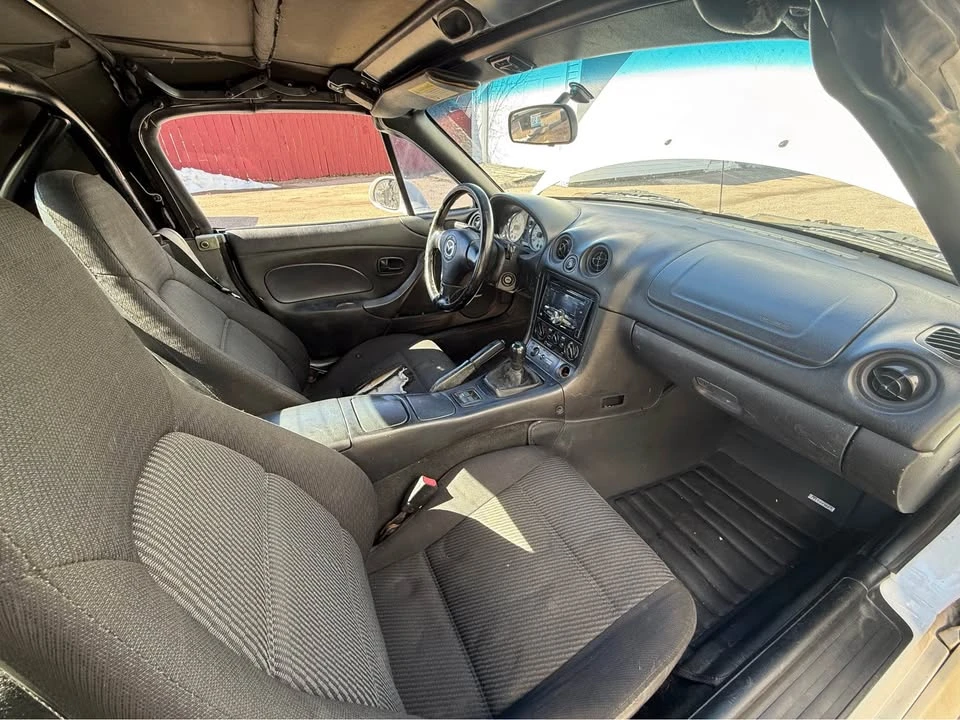 2002 Mazda NB MX-5 Miata - Image 2 of 16