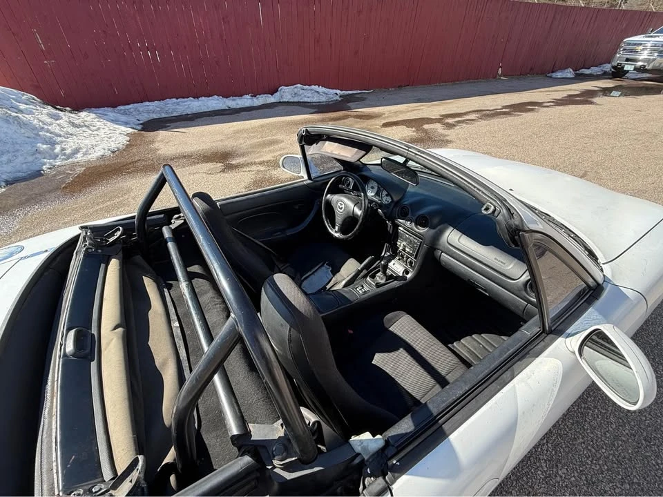 2002 Mazda NB MX-5 Miata - Image 8 of 16