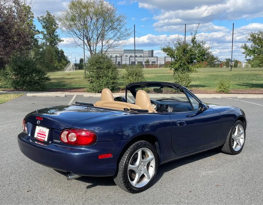 2002 Mazda NB MX-5 Miata - Image 6 of 20
