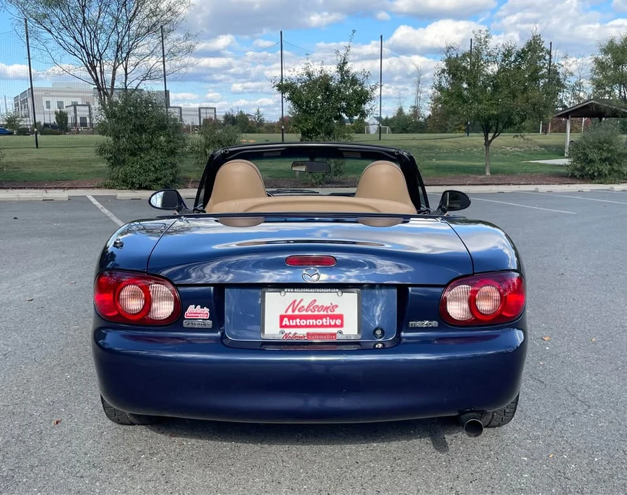 2002 Mazda NB MX-5 Miata - Image 5 of 20