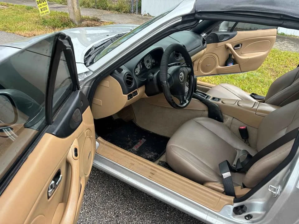2002 Mazda NB MX-5 Miata - Image 6 of 7