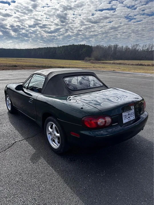 2002 Mazda NB MX-5 Miata - Image 3 of 16