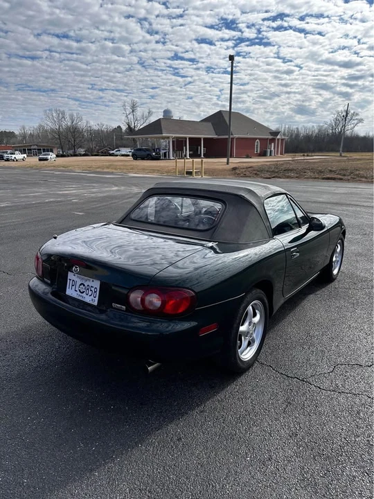 2002 Mazda NB MX-5 Miata - Image 5 of 16