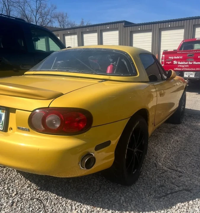 2002 Mazda NB MX-5 Miata - Image 3 of 6