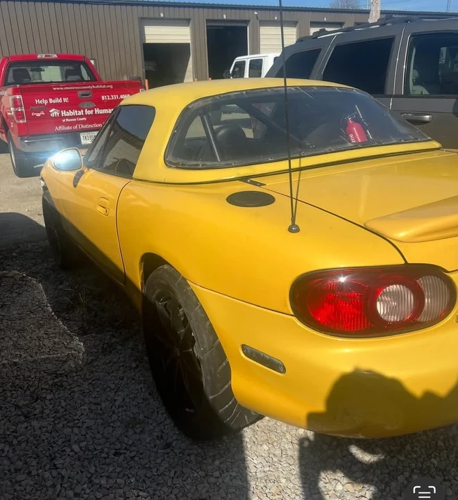 2002 Mazda NB MX-5 Miata - Image 4 of 6