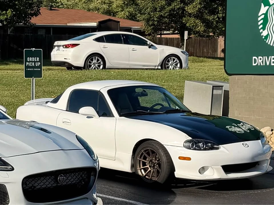 2002 Mazda NB MX-5 Miata - Image 11 of 20
