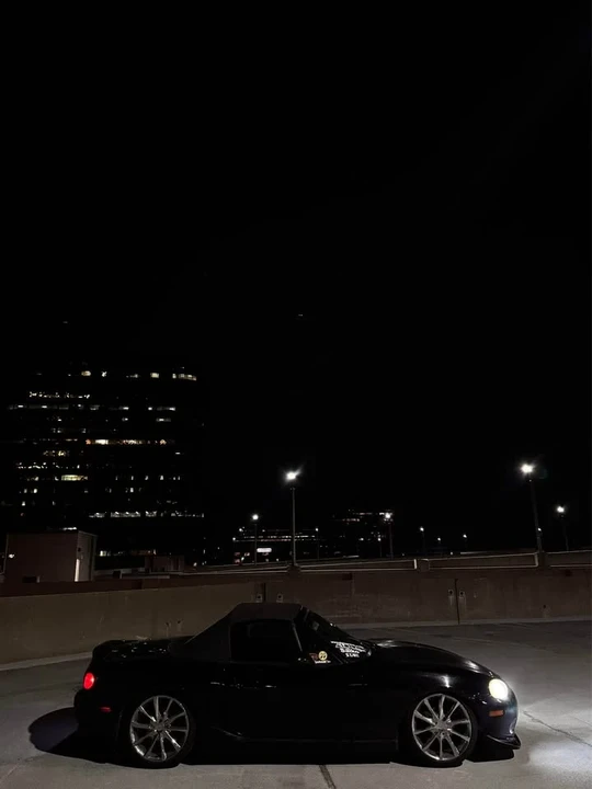 2002 Mazda NB MX-5 Miata - Image 5 of 8